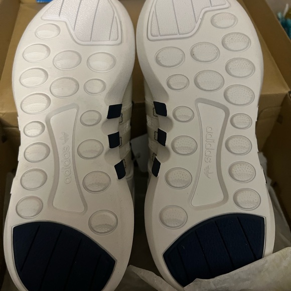 Brand new adidas! - Picture 3 of 6